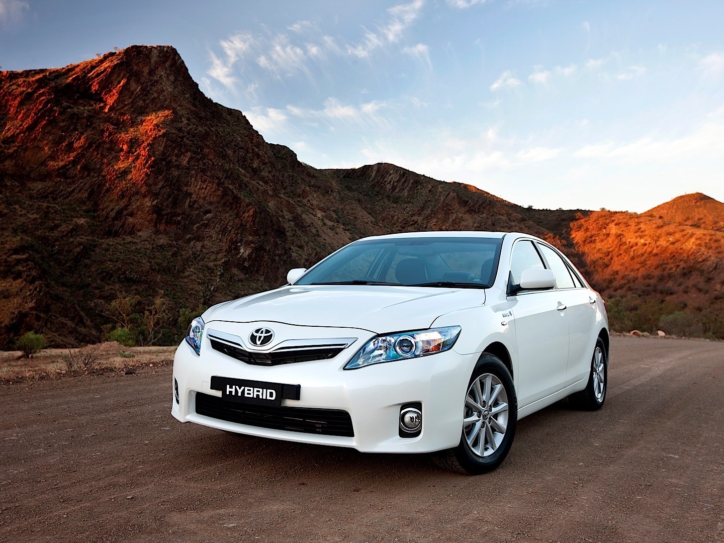 Toyota Camry photo 11