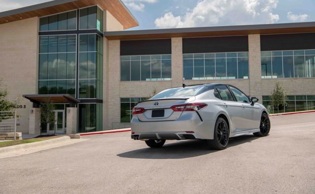 Toyota Camry foto 8