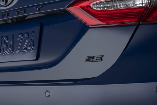 Toyota Camry foto 19