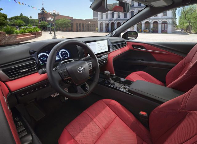 Toyota Camry photo 11
