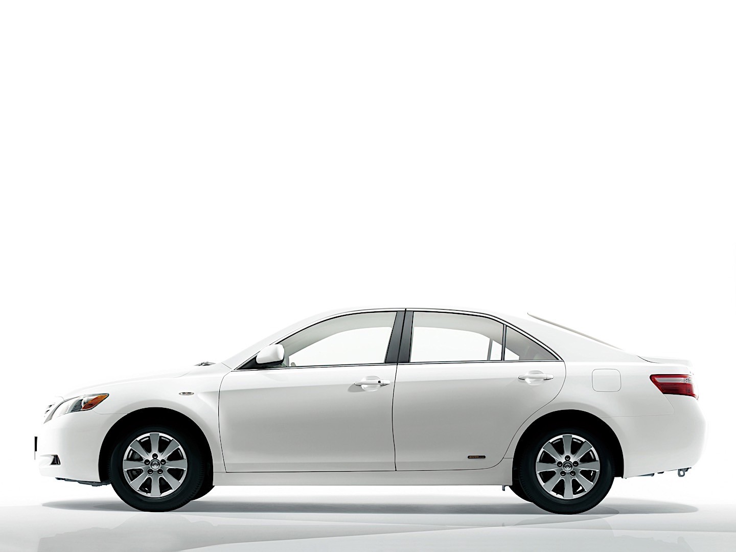 Toyota Camry photo 4