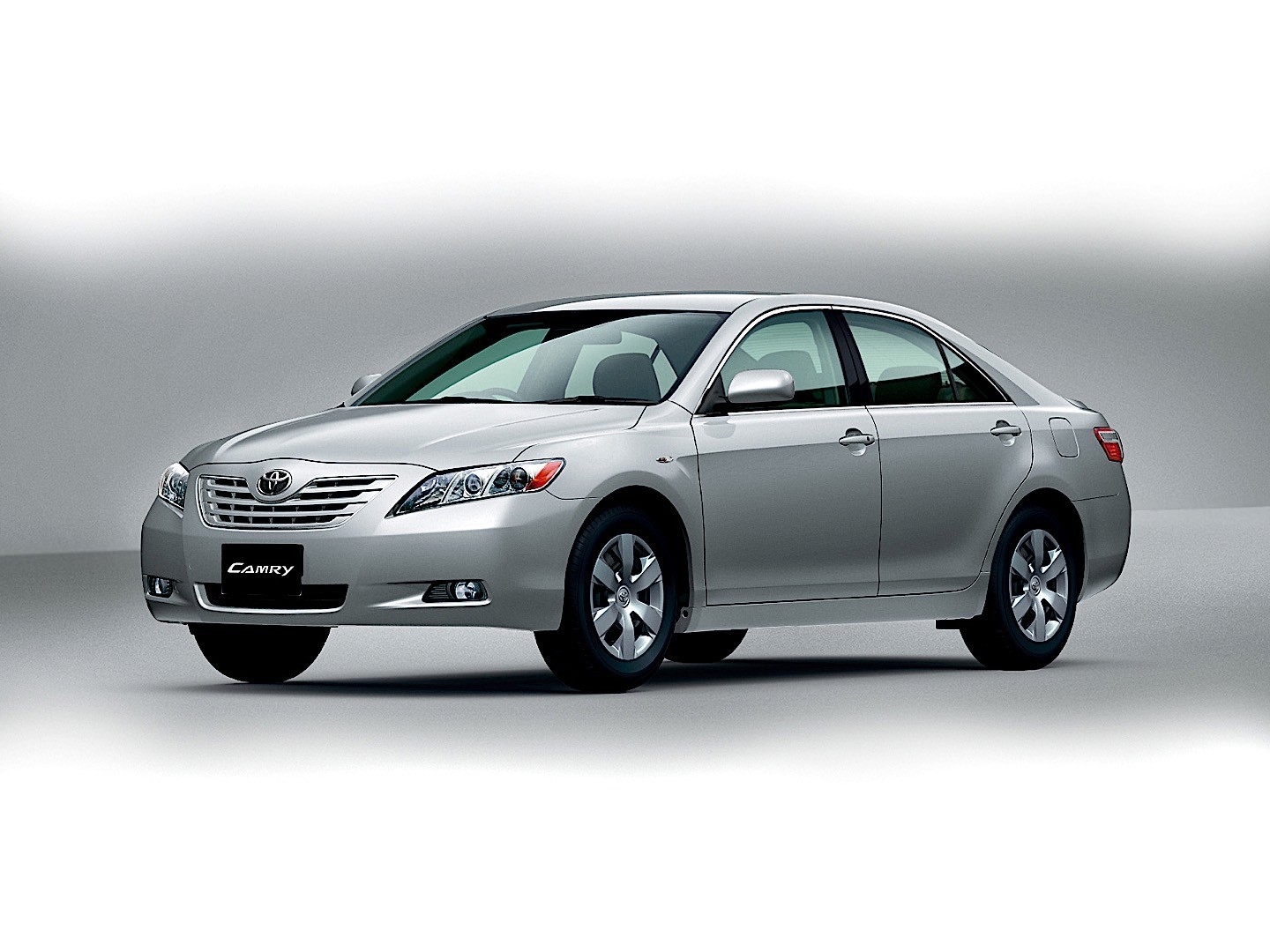 Toyota Camry photo 6