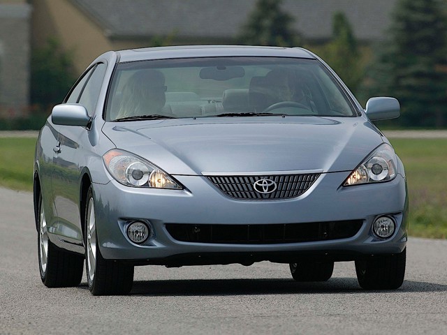 Toyota Camry photo 11