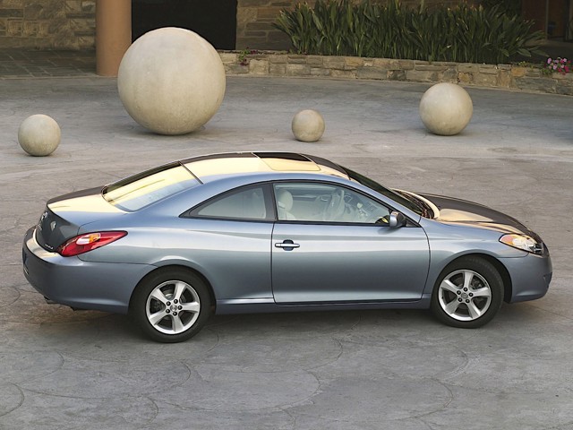 Toyota Camry photo 17