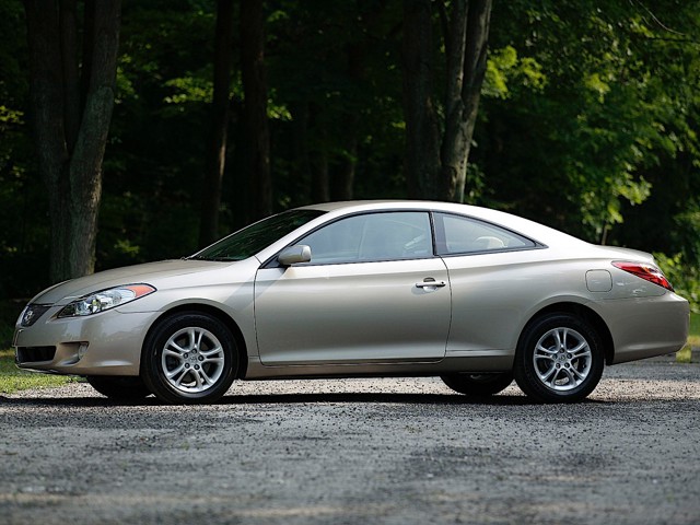 Toyota Camry photo 18