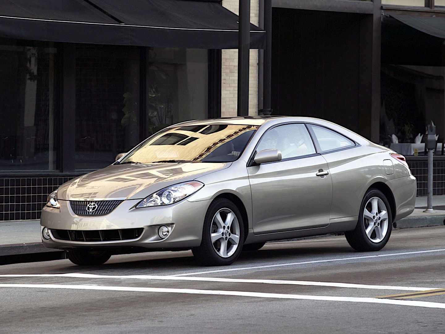 Toyota Camry photo 20