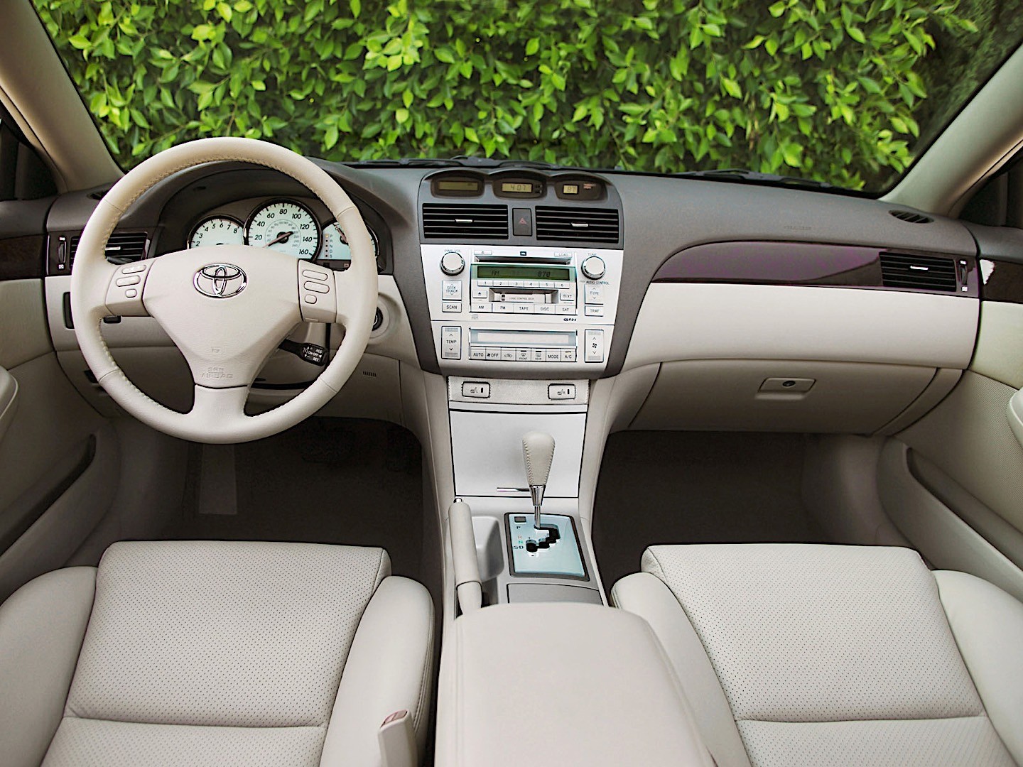 Toyota Camry photo 25