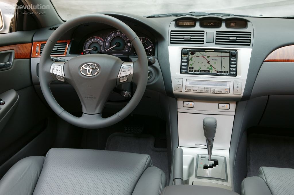 Toyota Camry photo 23