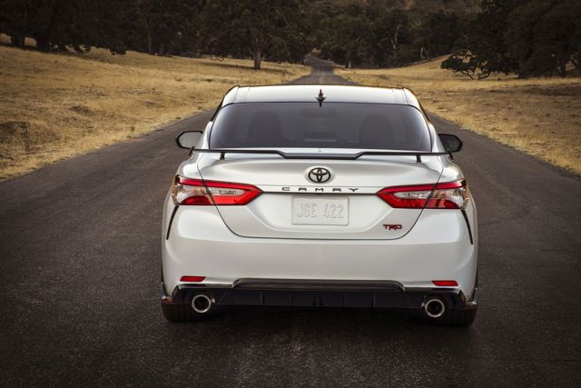 Toyota Camry foto 8