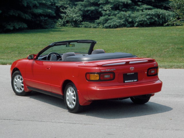 Toyota Celica Convertible photo 2