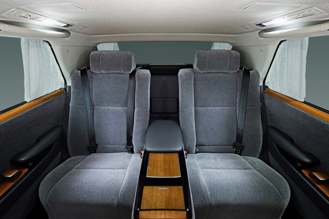 Toyota Century Sedan foto 7