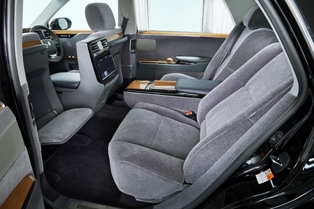 Toyota Century Sedan foto 10