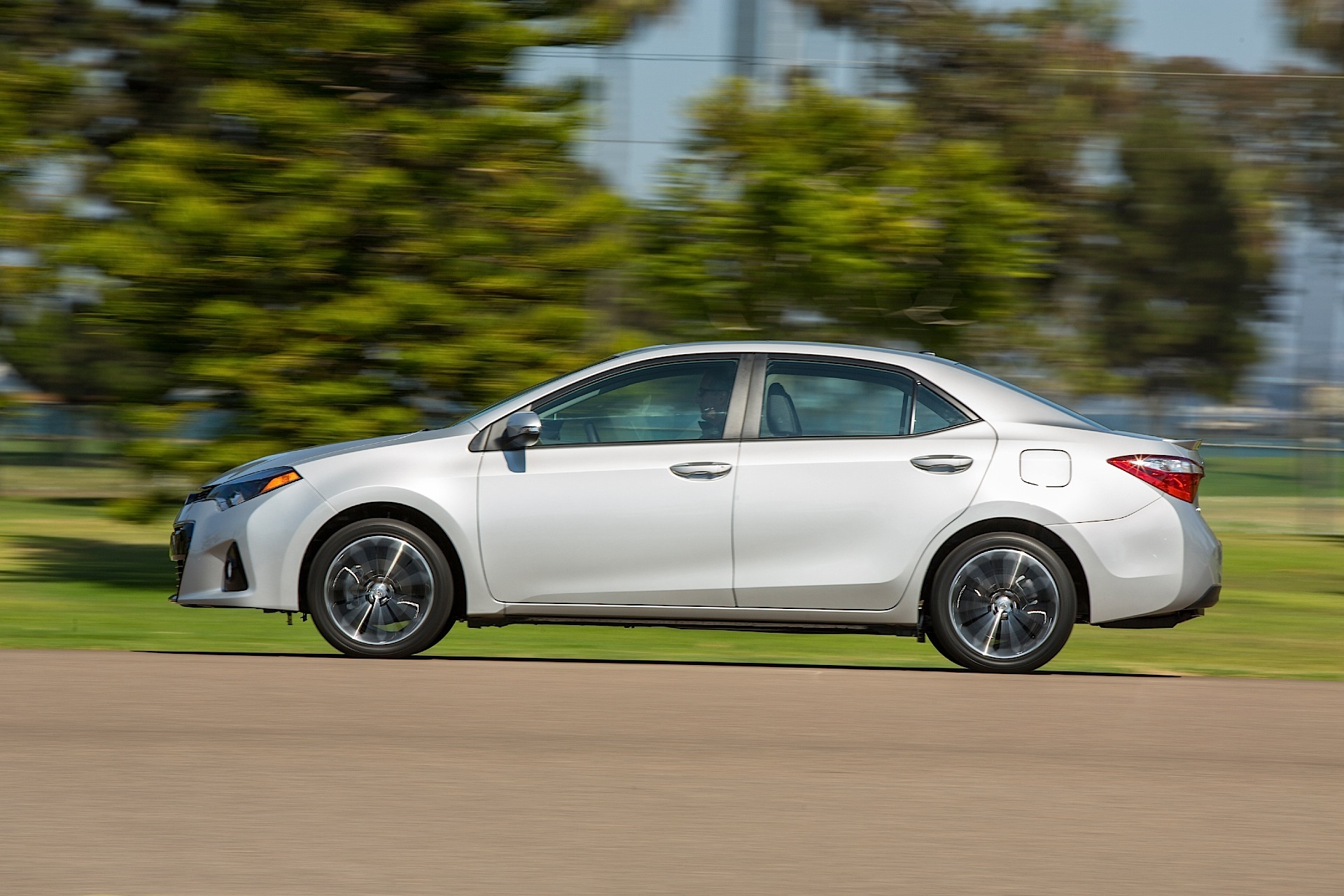 Toyota Corolla (Us) photo 40