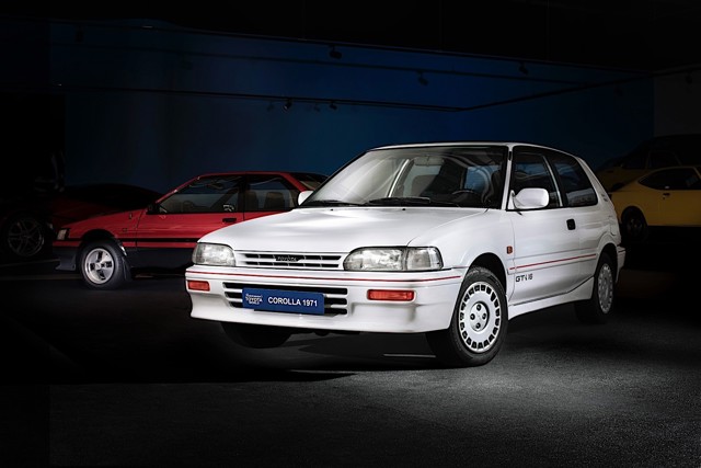 Toyota Corolla 3 Doors photo 9