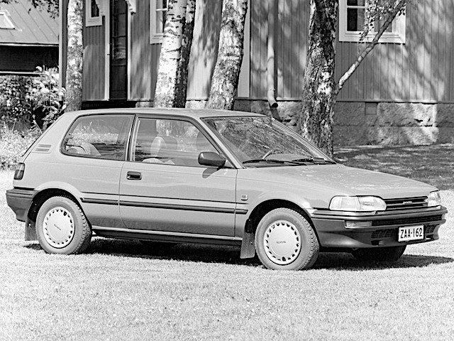 Toyota Corolla 3 Doors photo 6