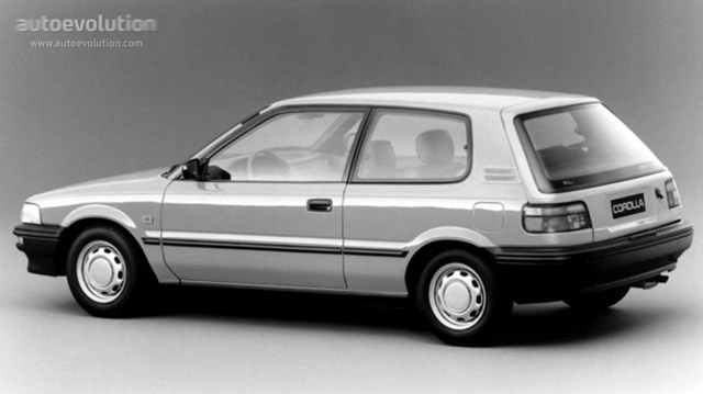 Toyota Corolla 3 Doors photo 3