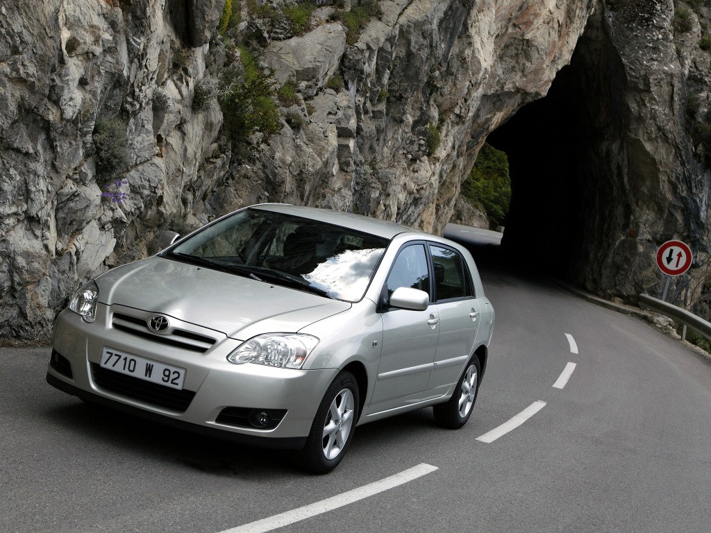 Toyota Corolla 5 Doors photo 8