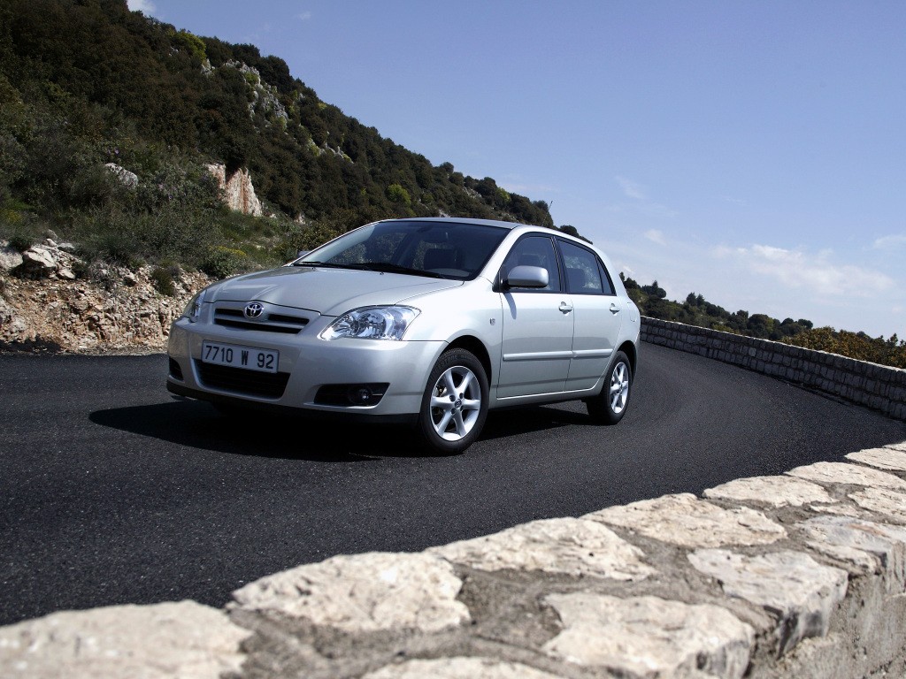 Toyota Corolla 5 Doors photo 9