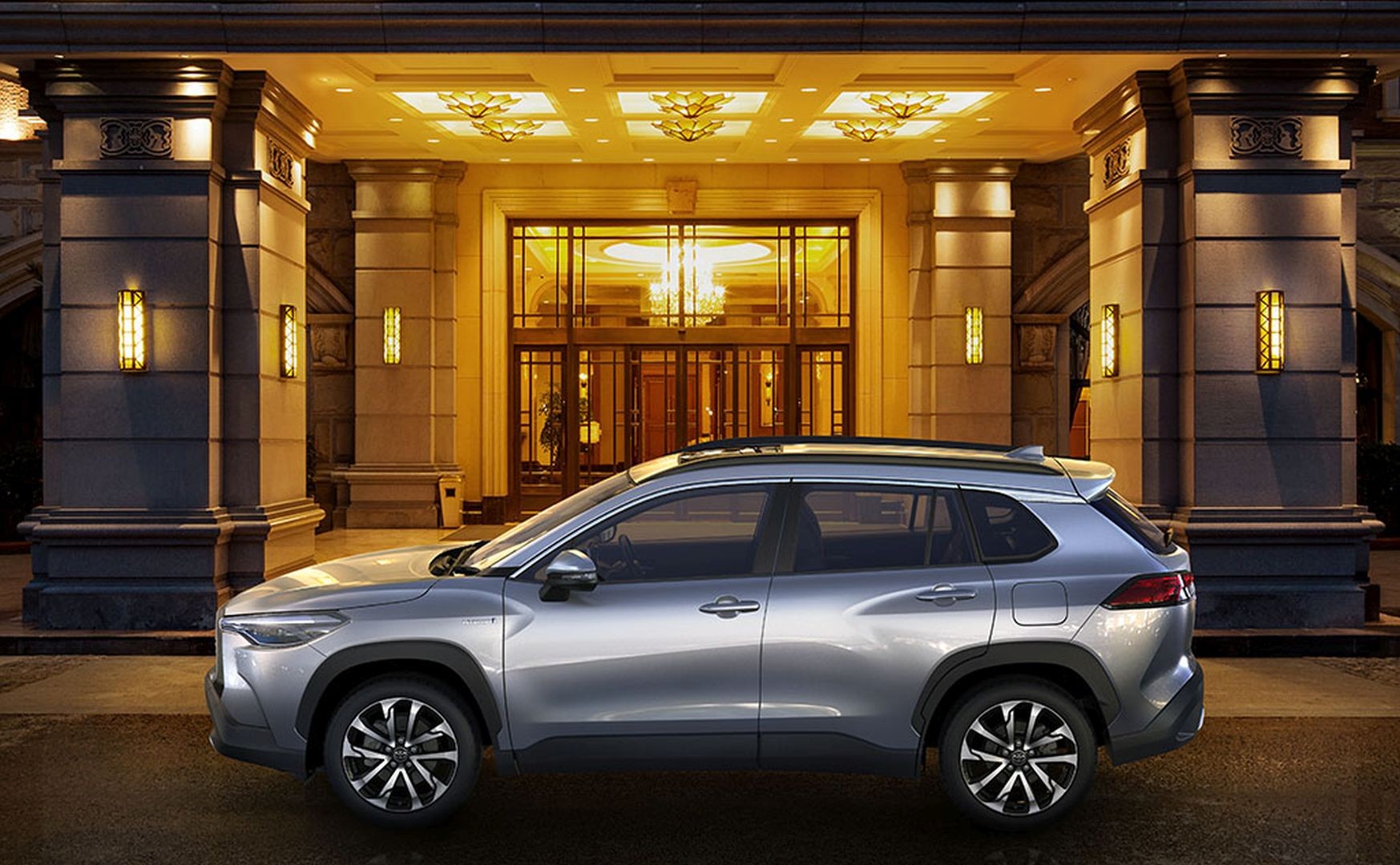 Toyota Corolla Cross photo 3