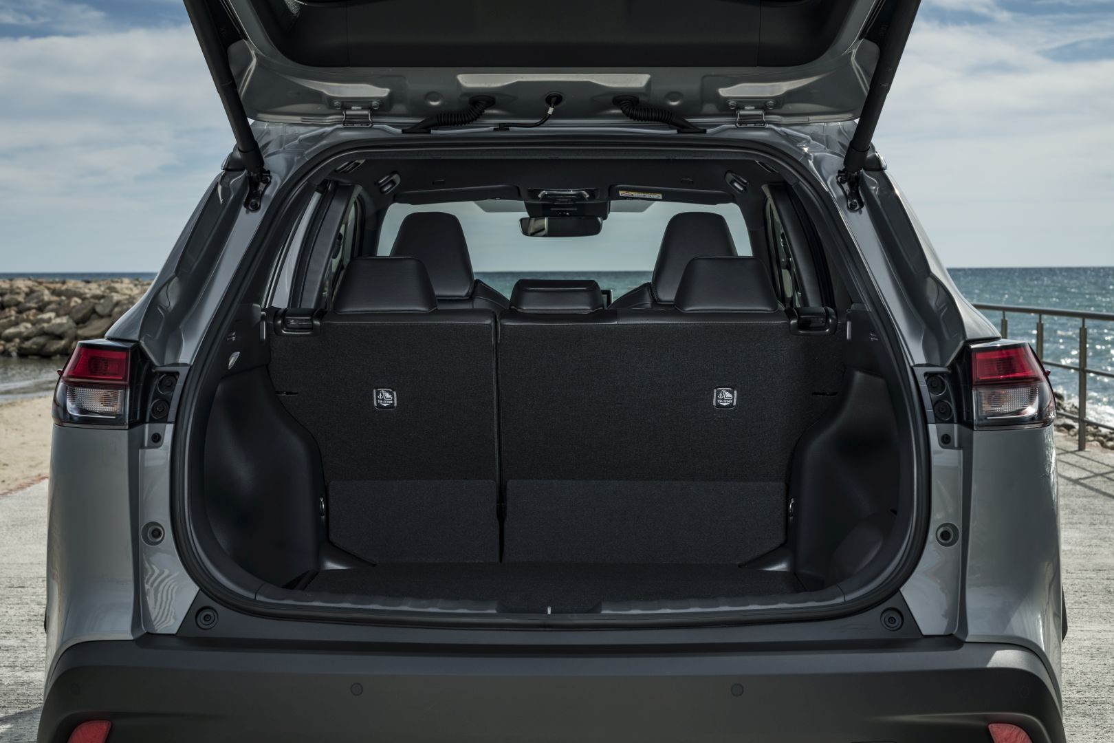 Toyota Corolla Cross photo 127