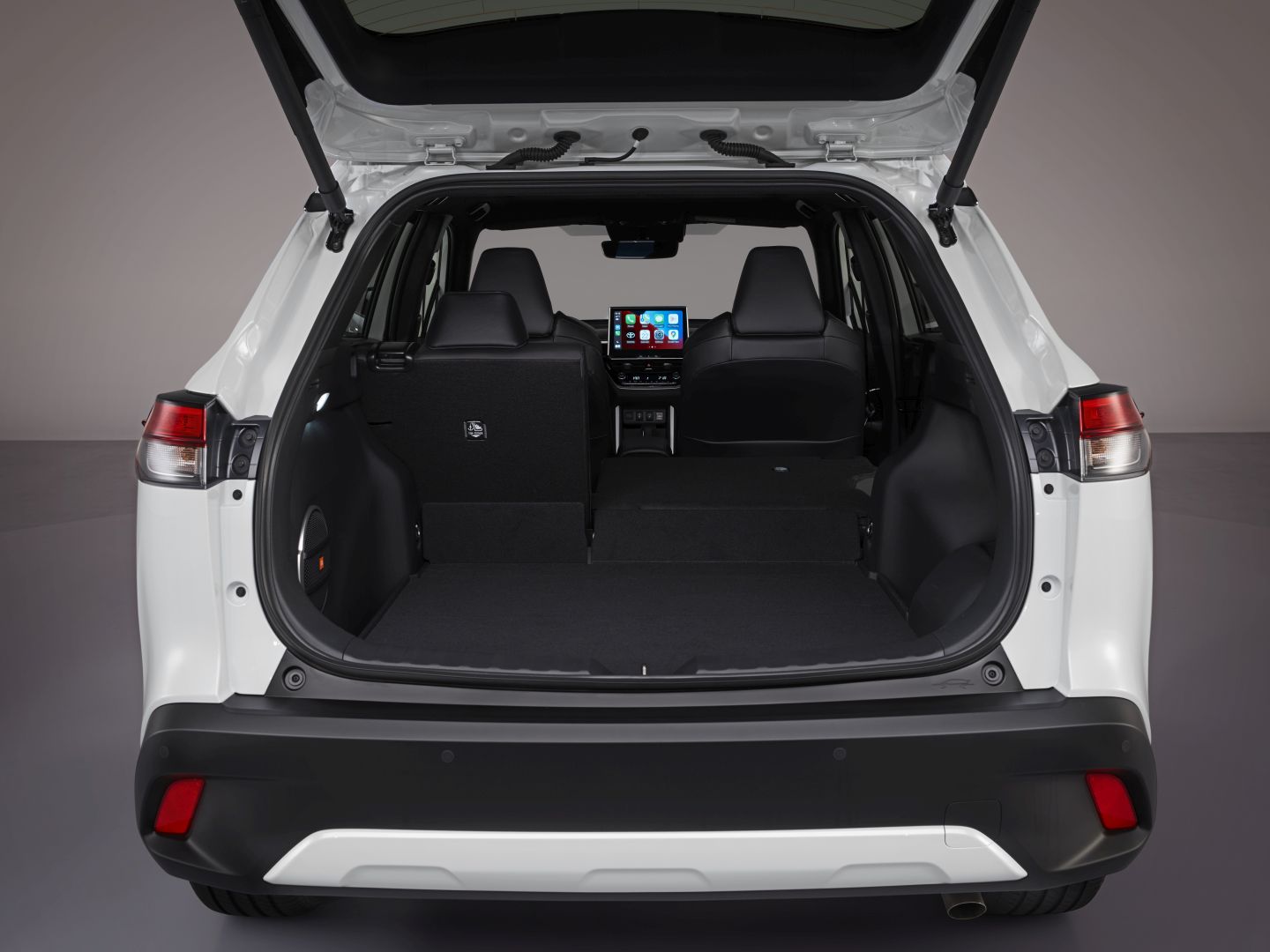 Toyota Corolla Cross photo 10