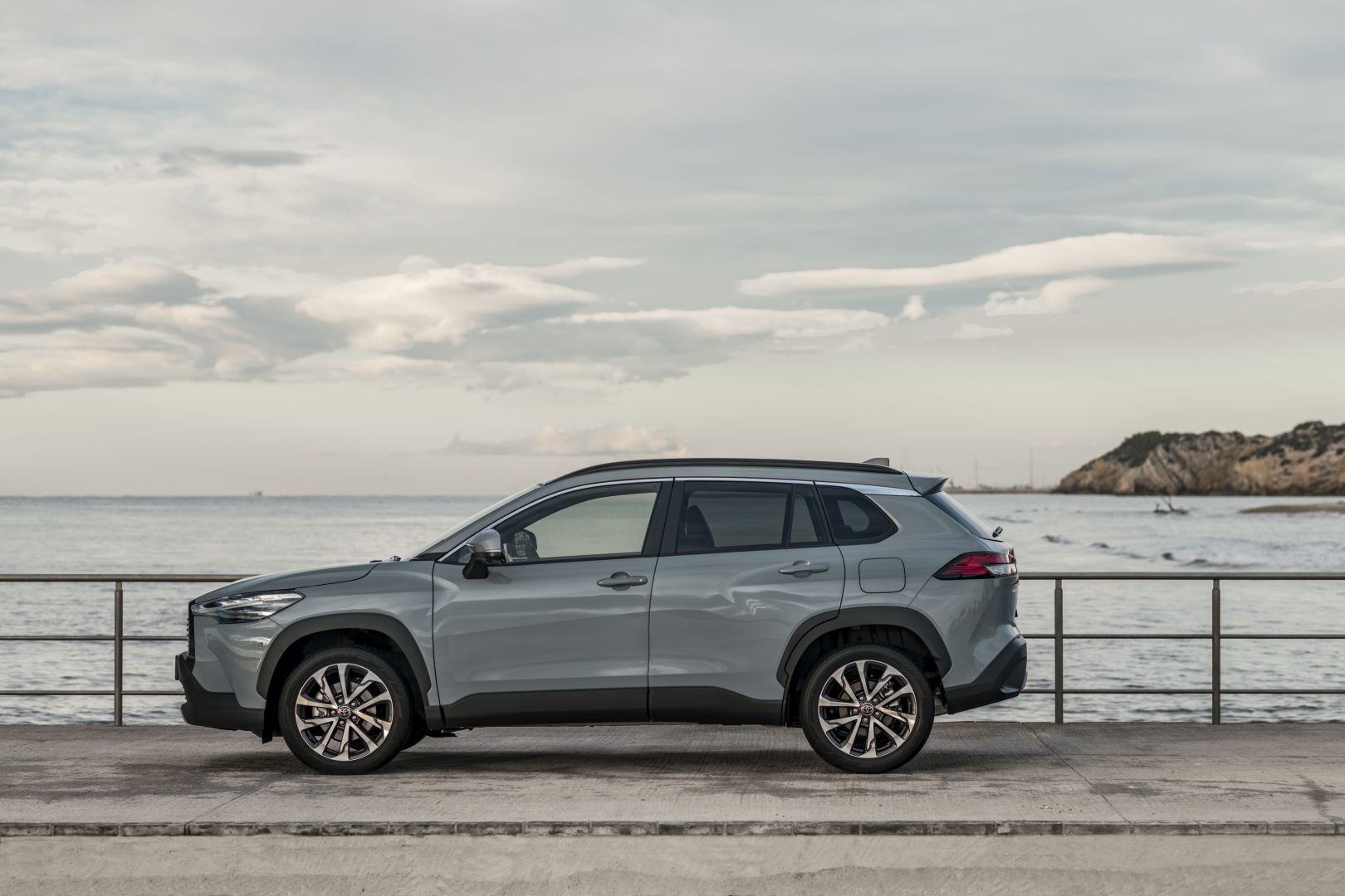 Toyota Corolla Cross photo 65