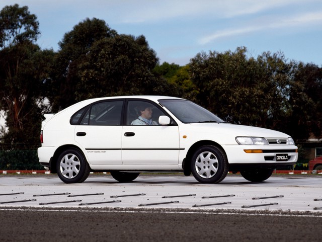 Toyota Corolla Liftback Foto 5
