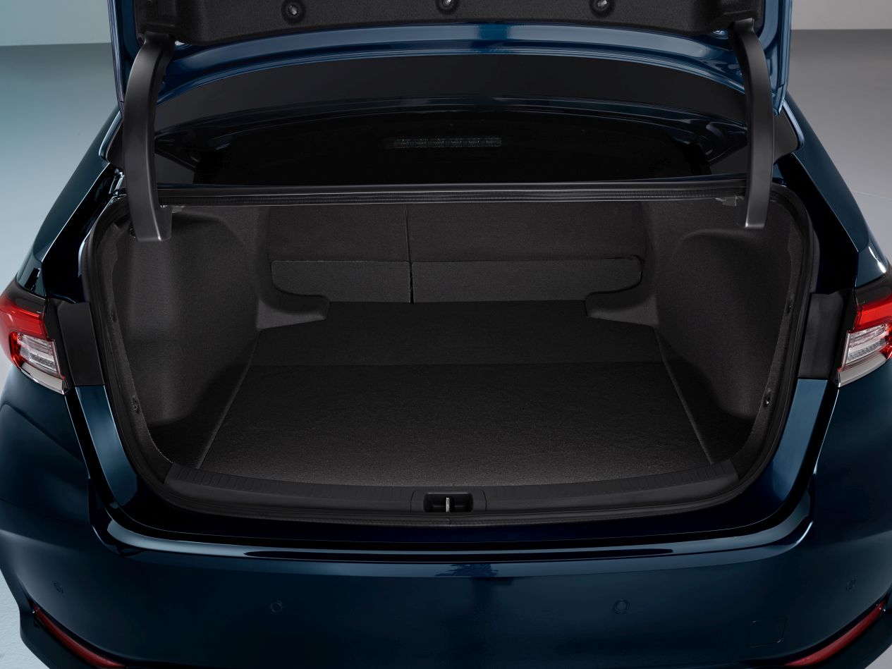 Toyota Corolla Sedan photo 21