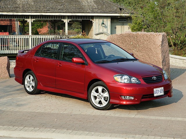 Toyota Corolla Sedan Foto 33