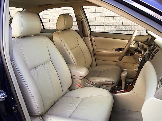 Toyota Corolla Sedan Foto 42