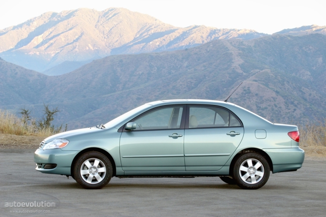 Toyota Corolla Sedan Foto 2