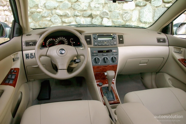 Toyota Corolla Sedan Foto 41