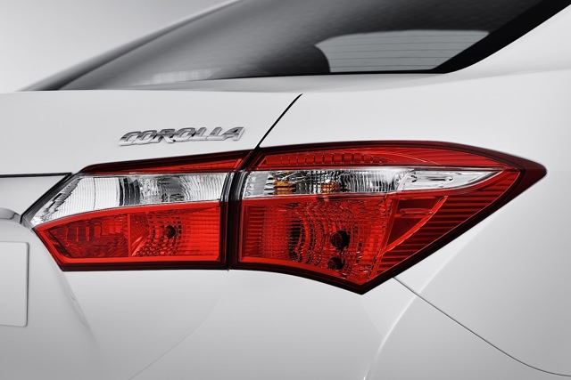 Toyota Corolla Sedan foto 10