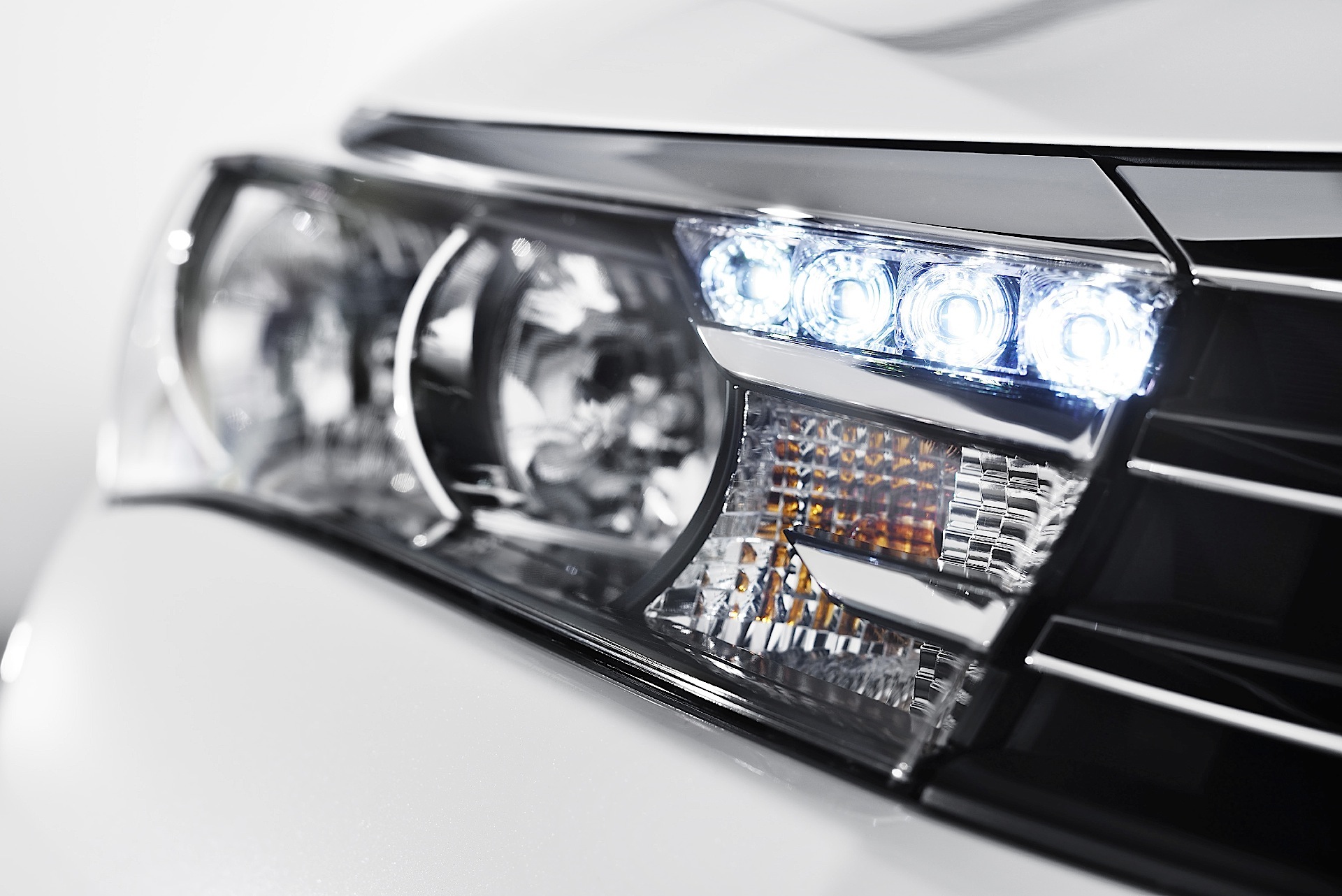 Toyota Corolla Sedan photo 11