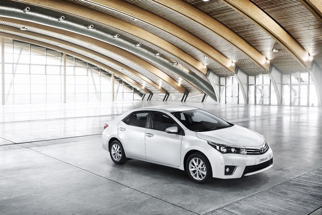 Toyota Corolla Sedan foto 14