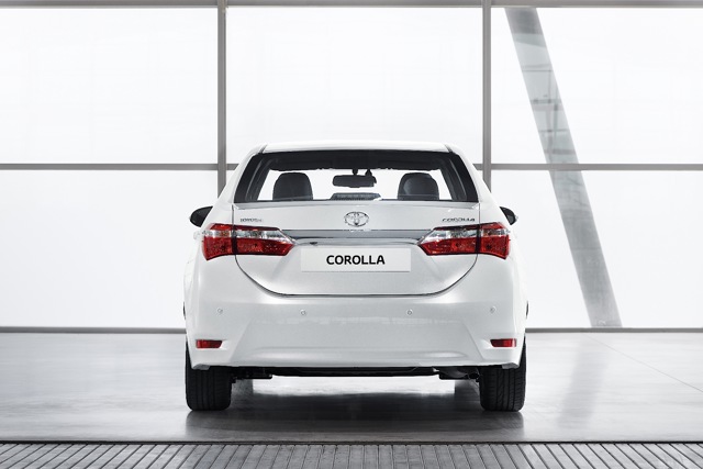 Toyota Corolla Sedan foto 17