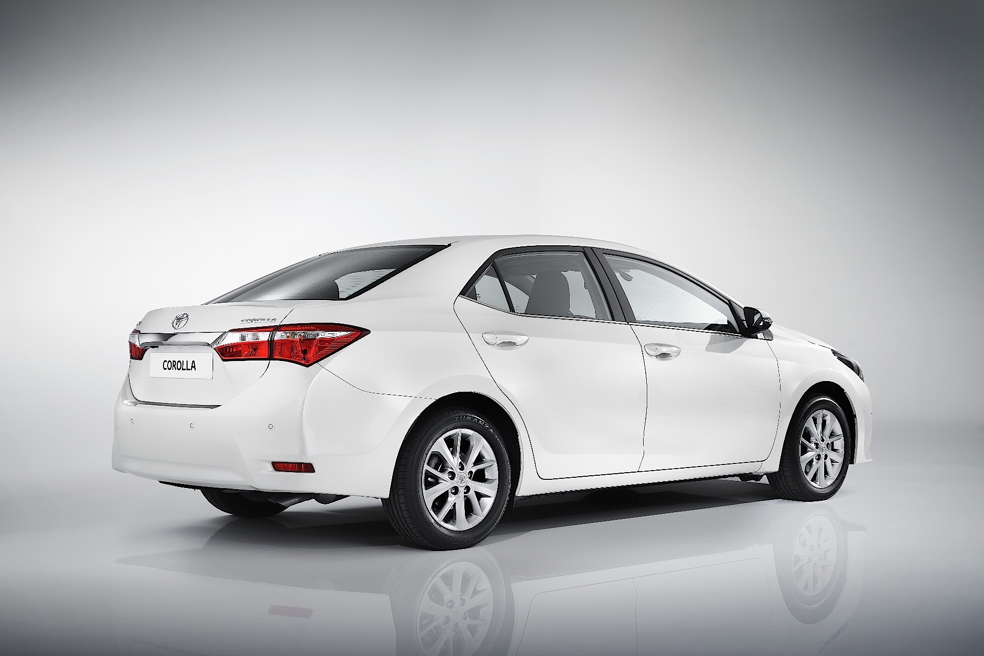 Toyota Corolla Sedan photo 24