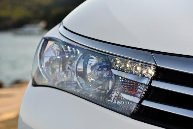 Toyota Corolla Sedan foto 32