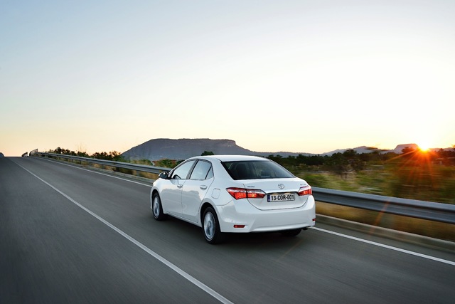 Toyota Corolla Sedan foto 44