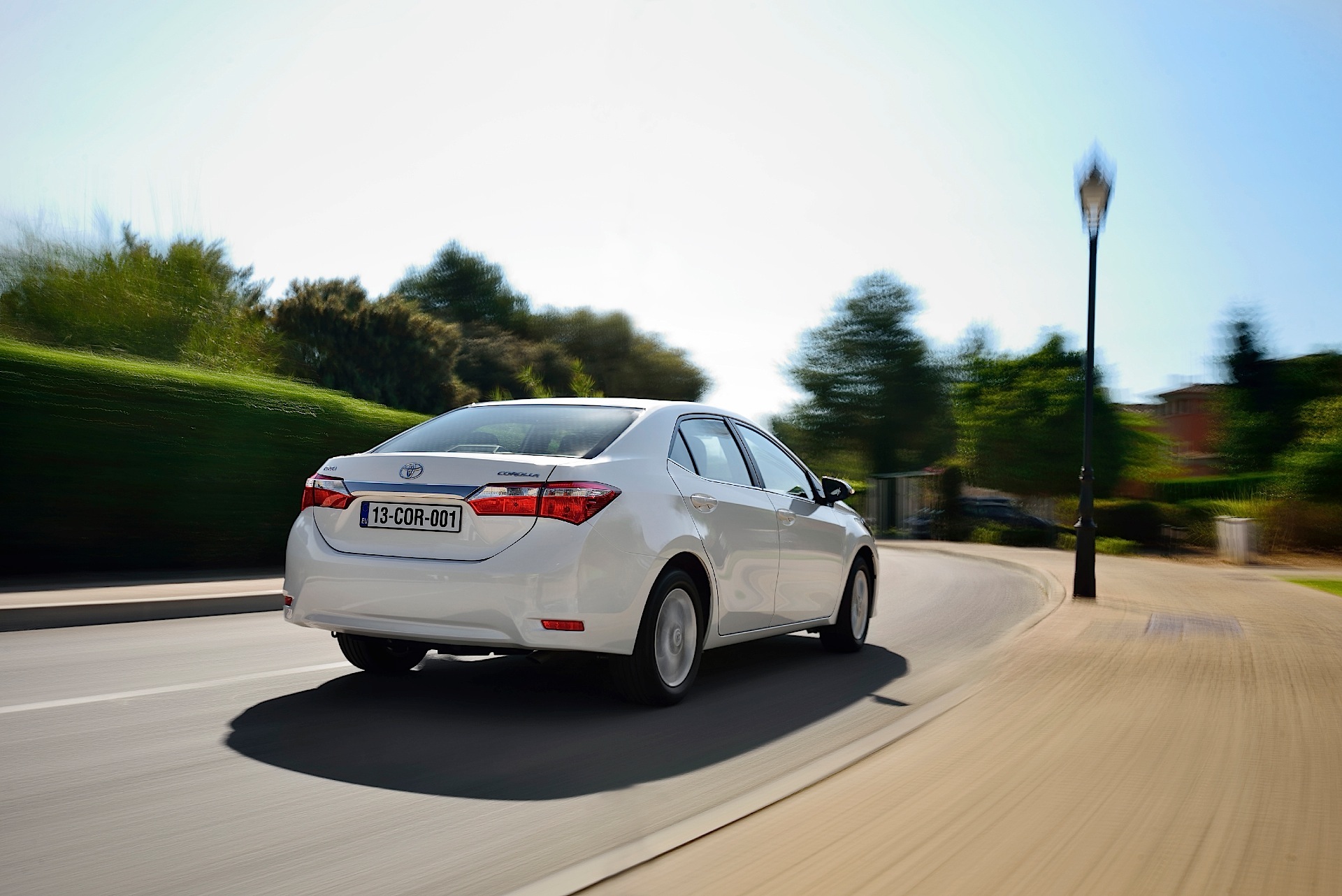 Toyota Corolla Sedan photo 47