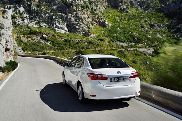 Toyota Corolla Sedan foto 60