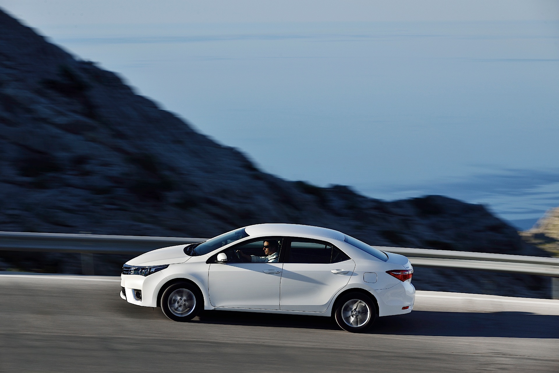 Toyota Corolla Sedan photo 65