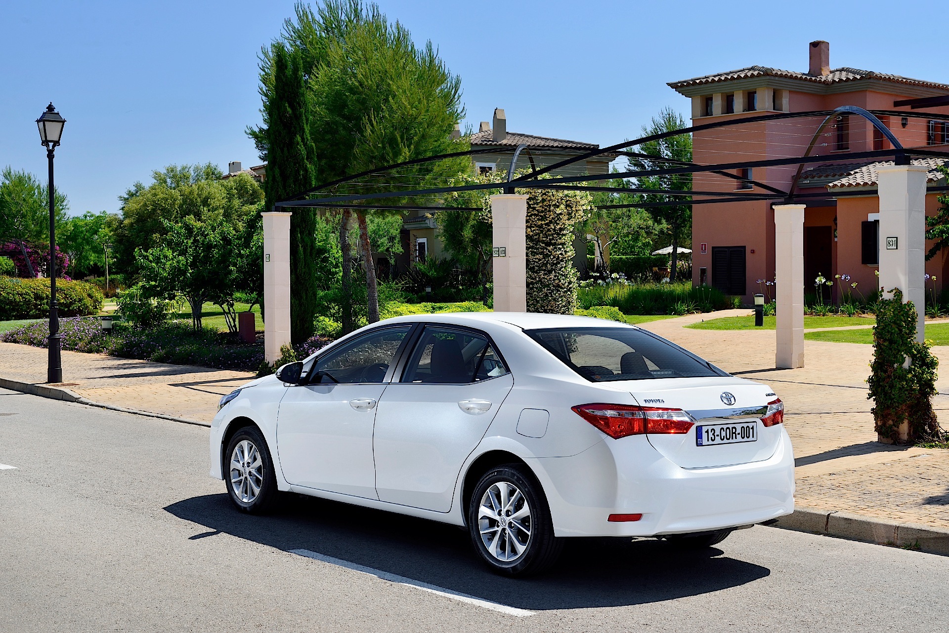 Toyota Corolla Sedan photo 78
