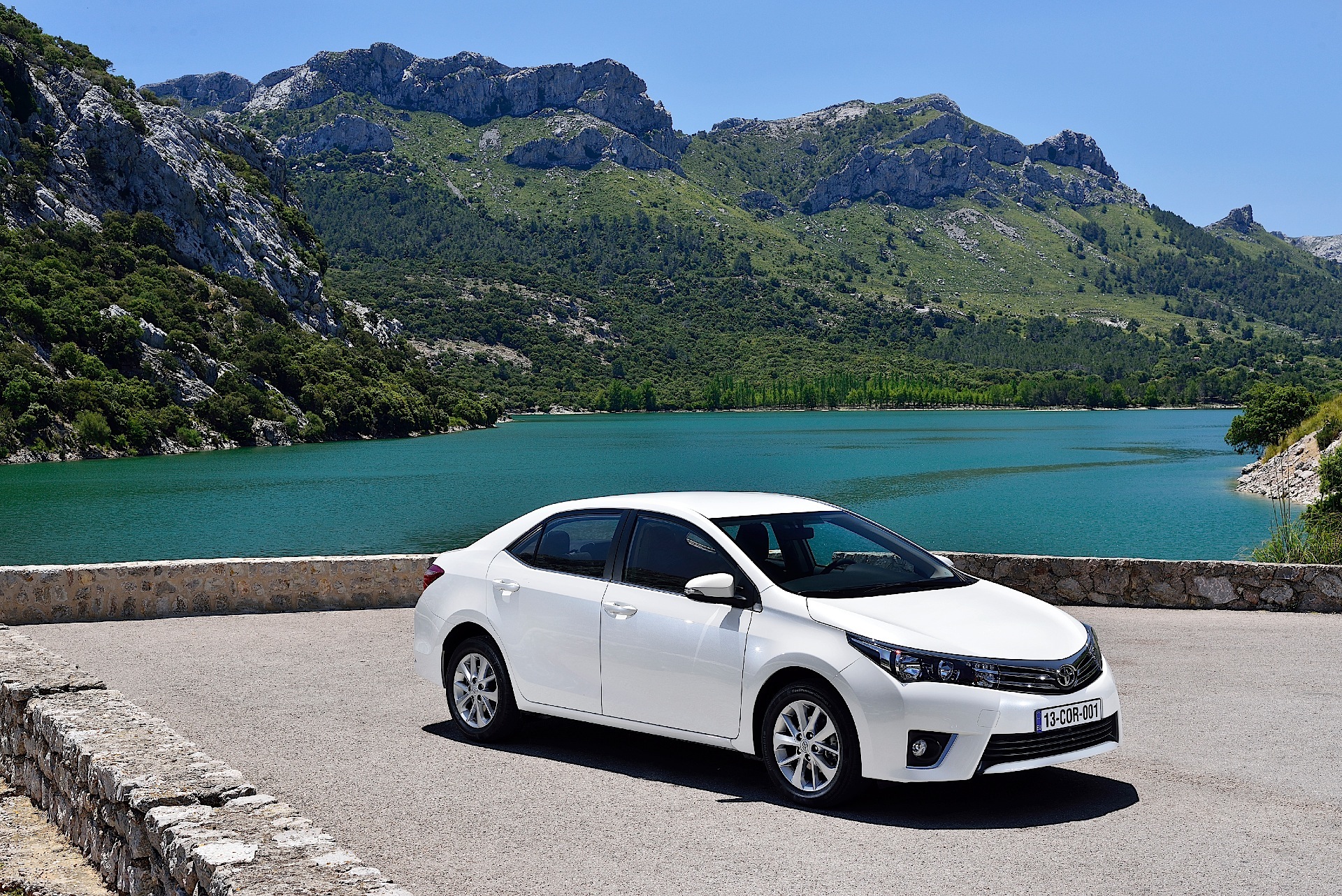 Toyota Corolla Sedan photo 82