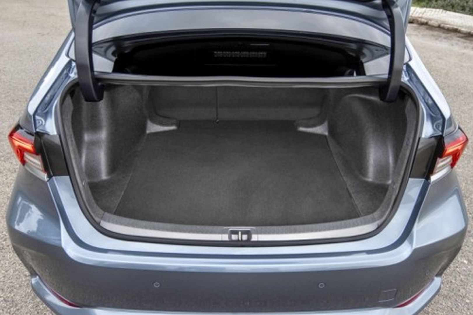 Toyota Corolla Sedan photo 41