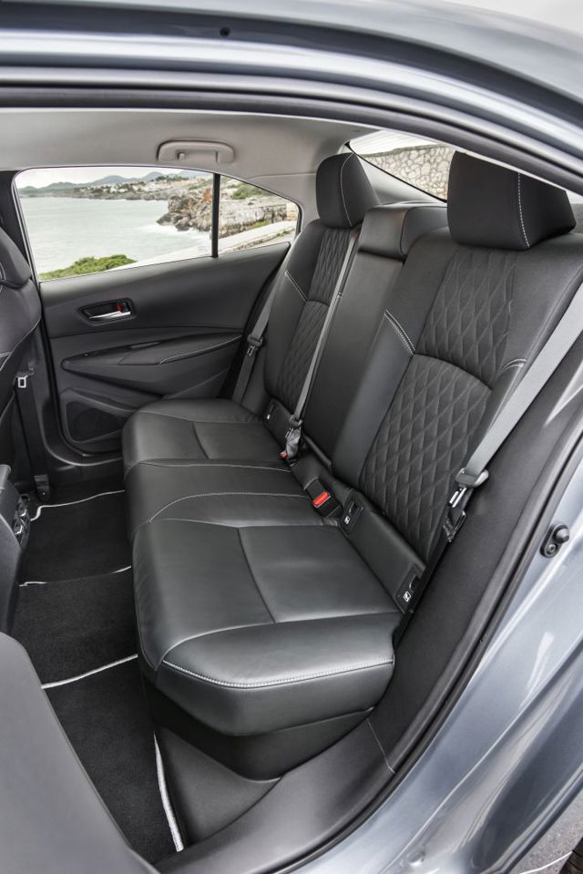 Toyota Corolla Sedan photo 43