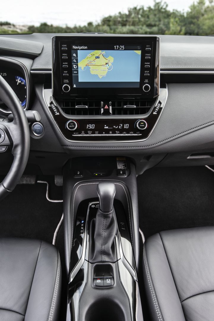 Toyota Corolla Sedan photo 45