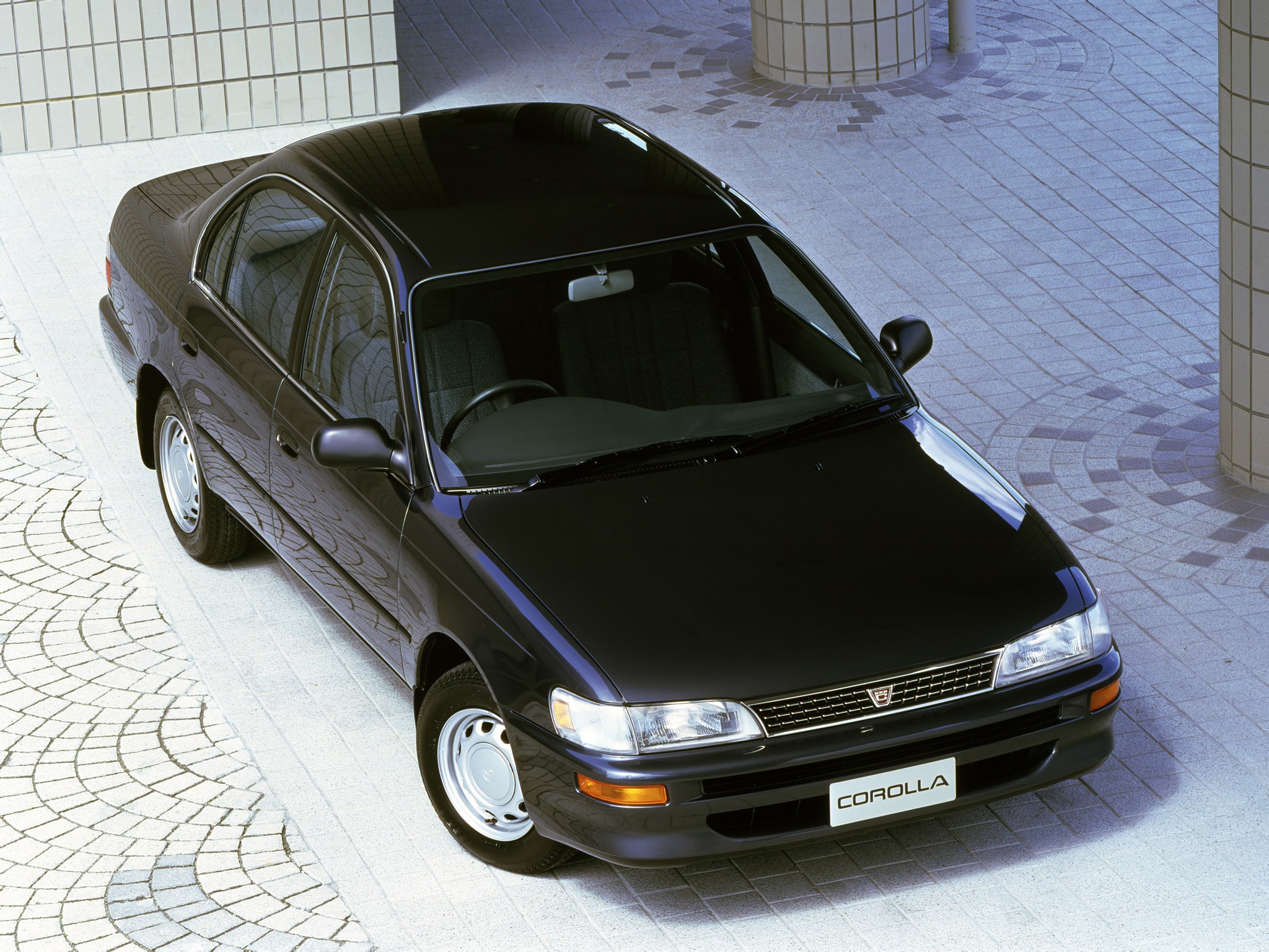 Toyota Corolla Sedan photo 8