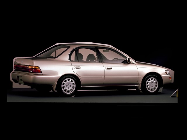 Toyota Corolla Sedan photo 10