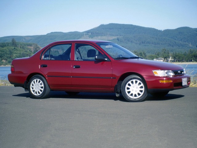 Toyota Corolla Sedan photo 20